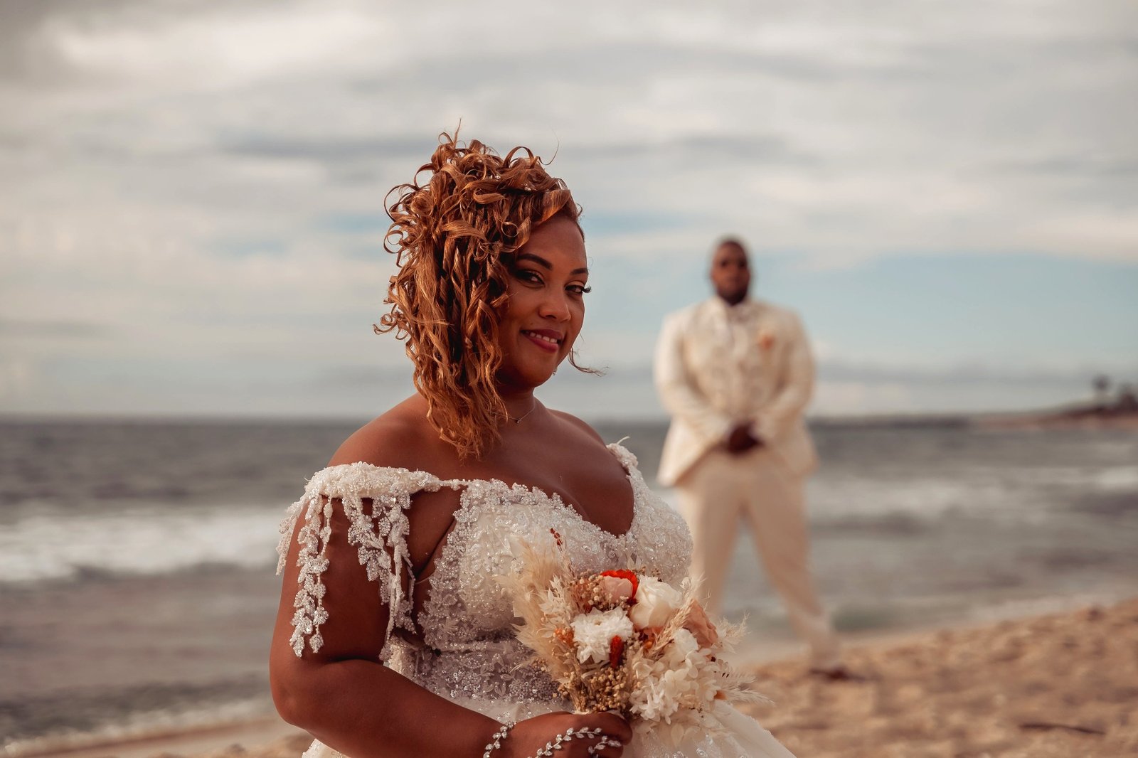Mariée sur la plage